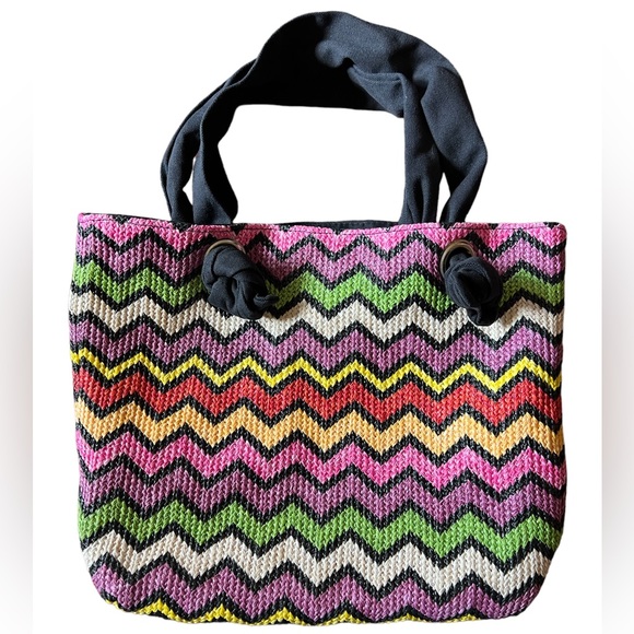 Braciano Tote Purse Handbag Colorful Chevron Stripes Approximately 14”x 4”x11” - Picture 2 of 9